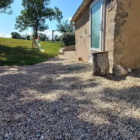 Le Calme A La Campagne Homestay