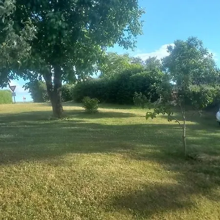 Le Calme A La Campagne Homestay