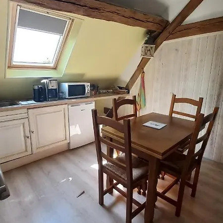 Habitación en casa particular Le Calme A La Campagne Besson